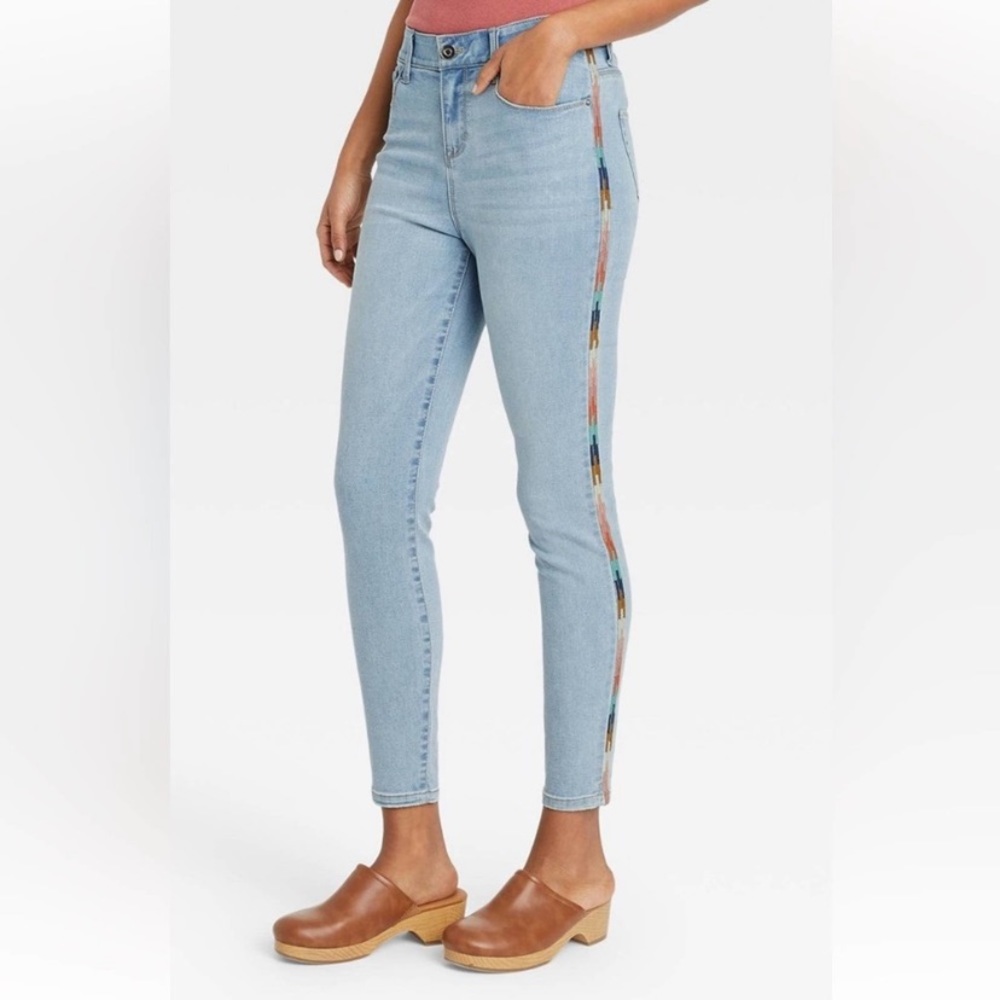 Target Knox Rose Embroidered Pants Stretch Skinny Jeans Colorful Geometric 16